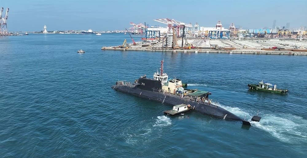 Taiwan's Hai Kun Submarine Achieves Major Milestone