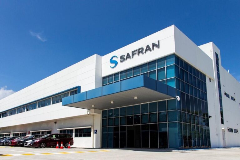 French SAFRAN HQ