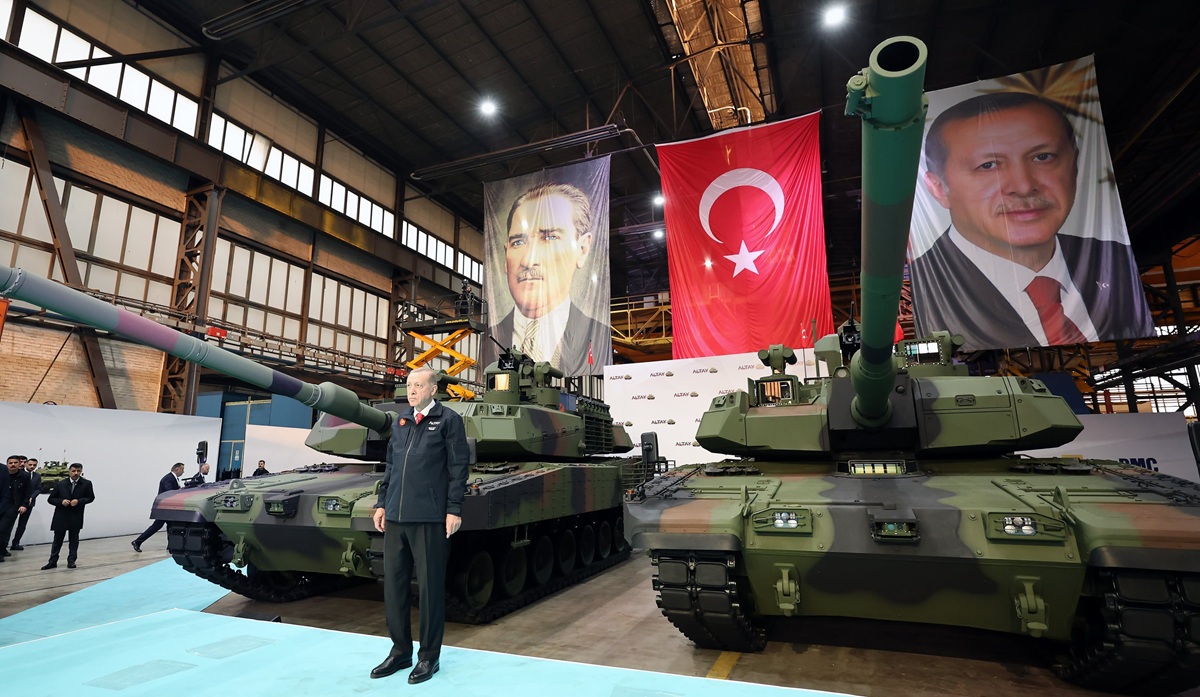 Altay Tank Enters Service