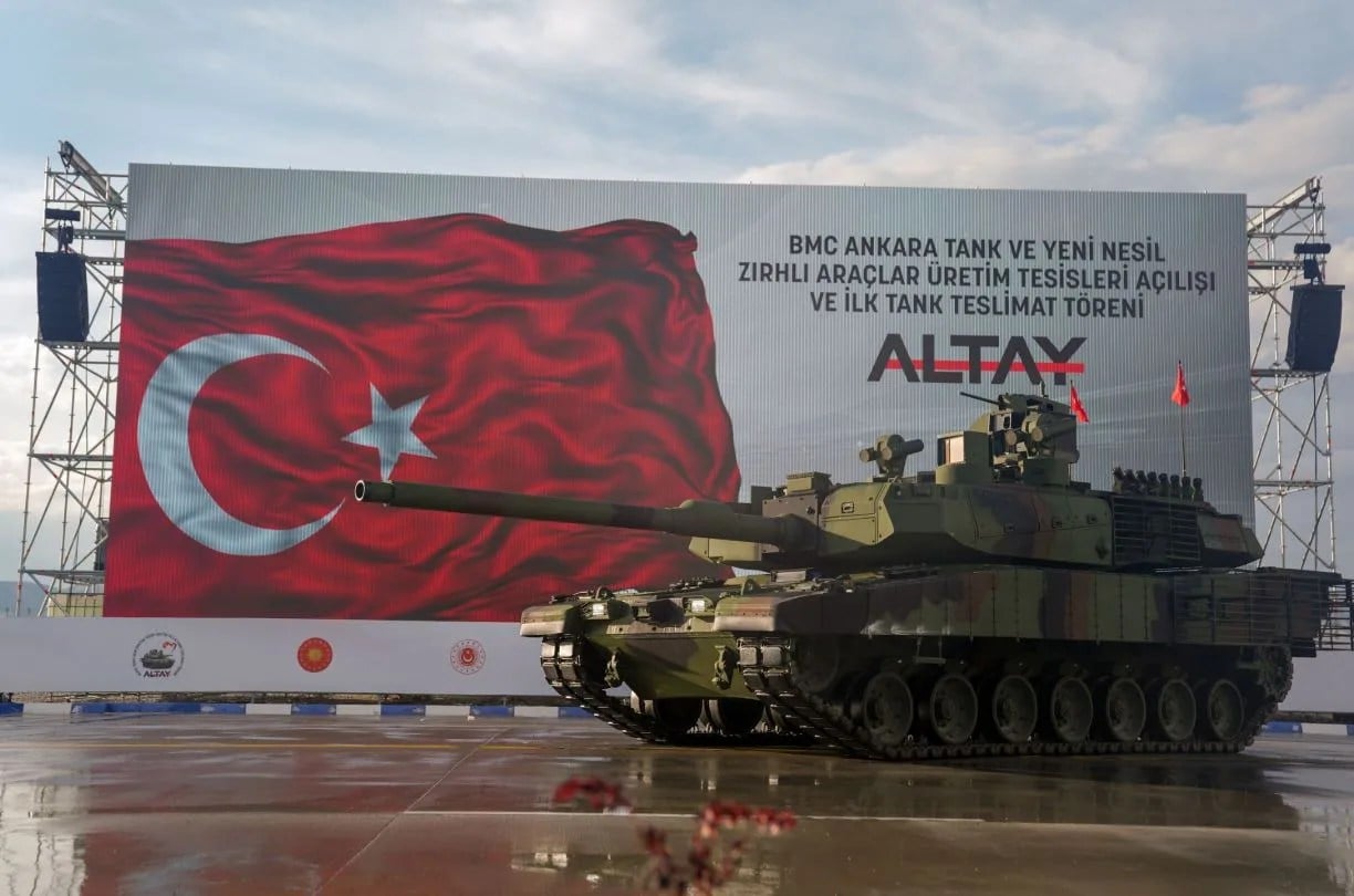 Altay Tank Enters Service