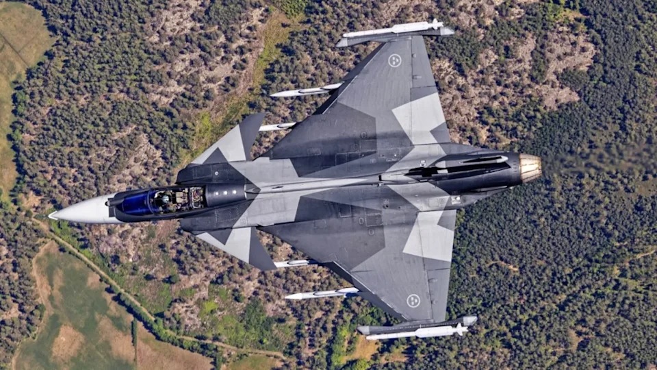 Ukraine Gripen Fighter Order — LOI Signals Airpower Shift