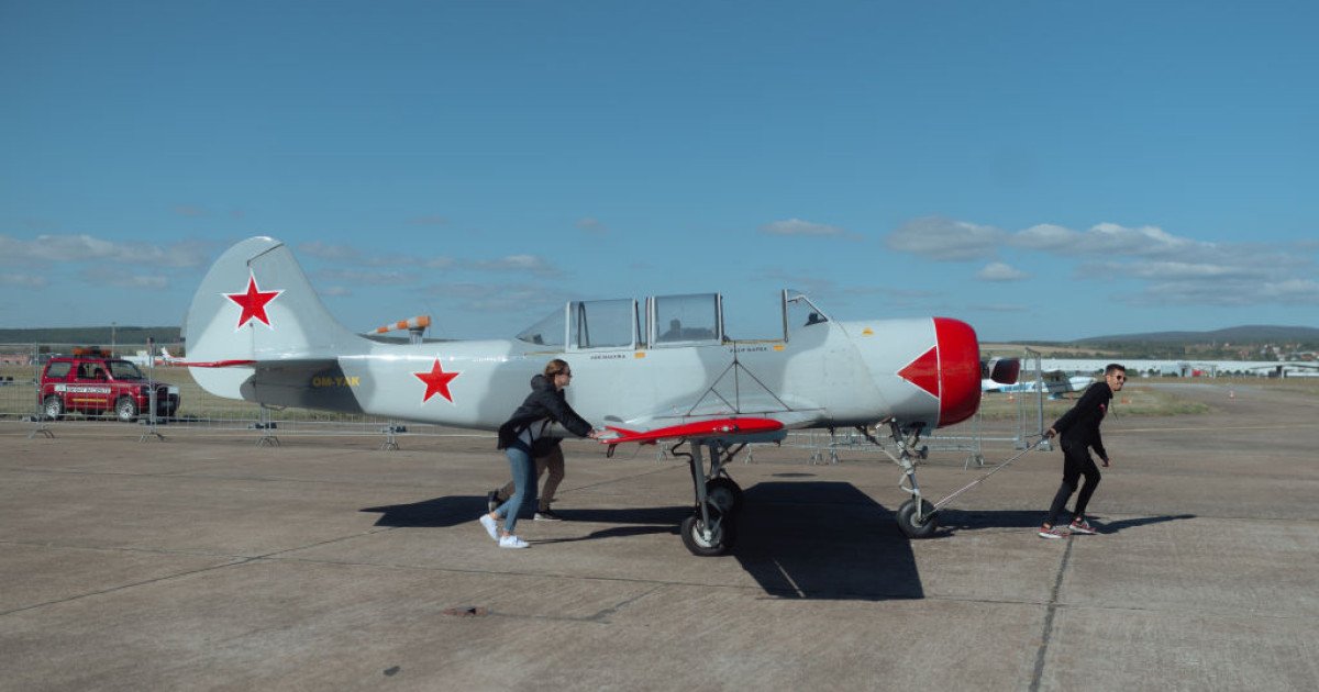 Dutch JAK-52 vs Shaheed Drones