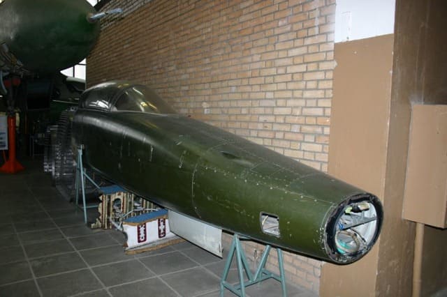 This is a fuselage from a Northrop F-5. This is probably one of the 2 Skoshi Tiger aircraft formerly operated by the Air Force of South Vietnam. 
