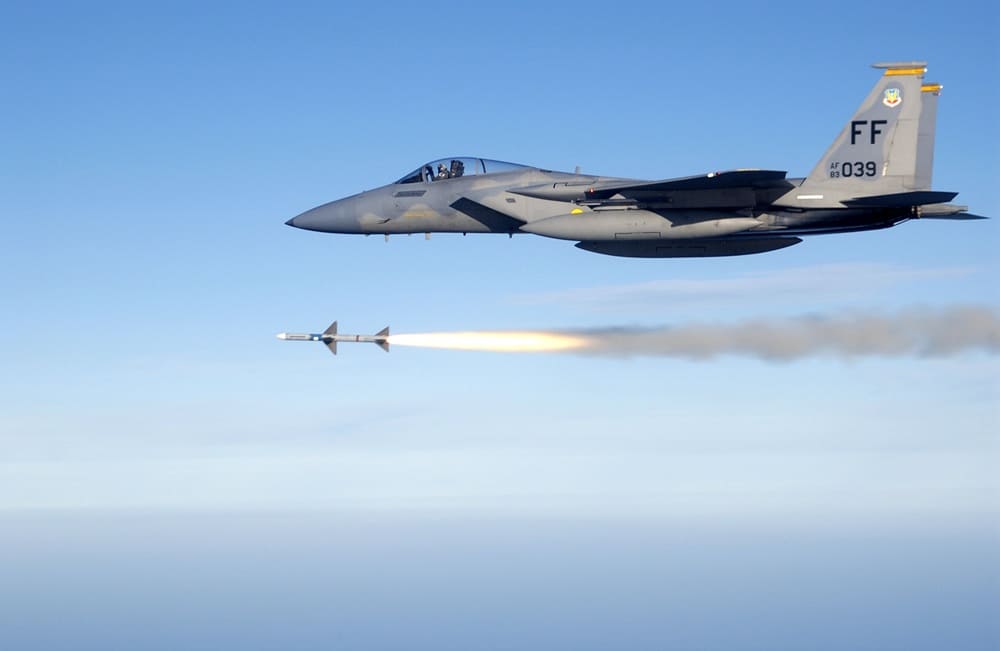 The Unreliable AIM-7 Sparrow: From Vietnam to the Gulf War