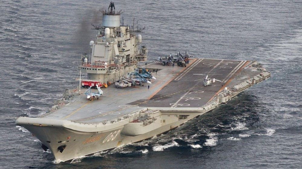Admiral Kuznetsov: A Norwegian reconnaissance plane took the photo off Andoeya Island