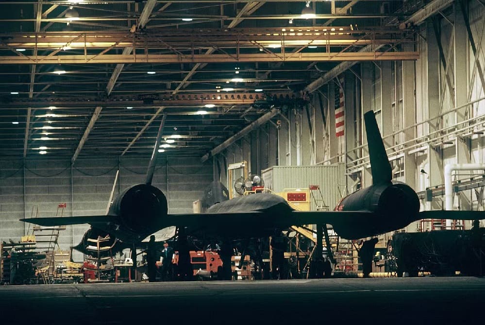 SR-71 Titanium: The Secret Soviet Supply Deal